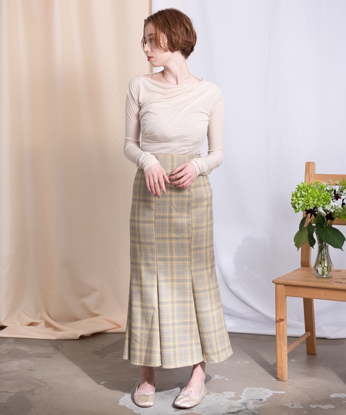 flowriri（フロウリリ）の「flowriri シアードレープトップス（Tシャツ/カットソー・レディース・ブラック/ベージュ/ナチュラル・FREE）」の13枚目の写真