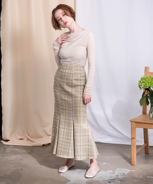 flowriri（フロウリリ）の「flowriri シアードレープトップス（Tシャツ/カットソー・レディース・ブラック/ベージュ/ナチュラル・FREE）」の14枚目の写真