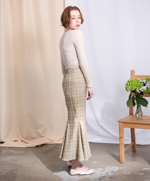 flowriri（フロウリリ）の「flowriri シアードレープトップス（Tシャツ/カットソー・レディース・ブラック/ベージュ/ナチュラル・FREE）」の15枚目の写真