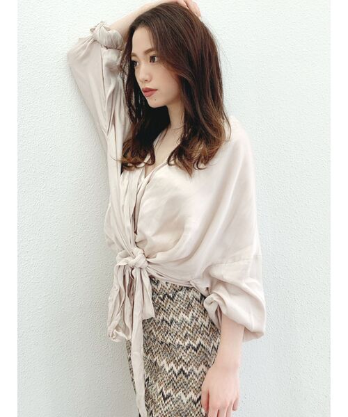 GYDA（ジェイダ）の「ルーズカシュクールシャツ（シャツ/ブラウス・レディース・ブラック/ベージュ・FREE）」の7枚目の写真