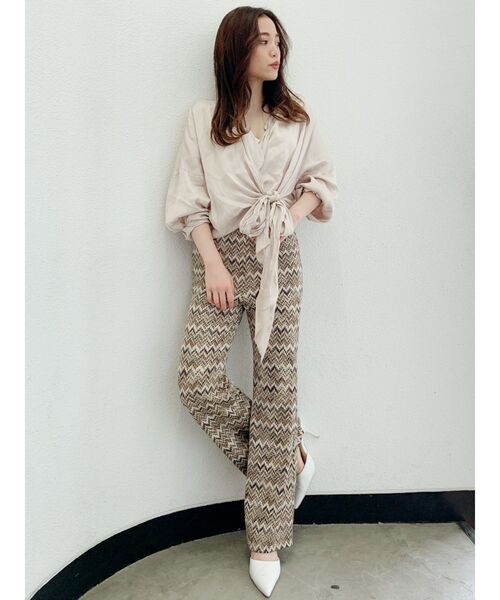 GYDA（ジェイダ）の「ルーズカシュクールシャツ（シャツ/ブラウス・レディース・ブラック/ベージュ・FREE）」の8枚目の写真