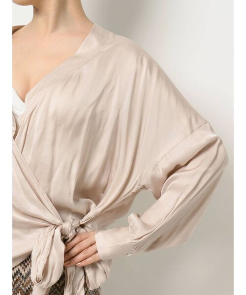 GYDA（ジェイダ）の「ルーズカシュクールシャツ（シャツ/ブラウス・レディース・ブラック/ベージュ・FREE）」の16枚目の写真