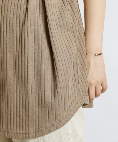 natural couture(ナチュラルクチュール)の「防油加工リブカットソーラップチュニック(Tシャツ/カットソー・レディース・ブラック/ブラウン/ライトベージュ/レンガ・FREE)」の7枚目の写真
