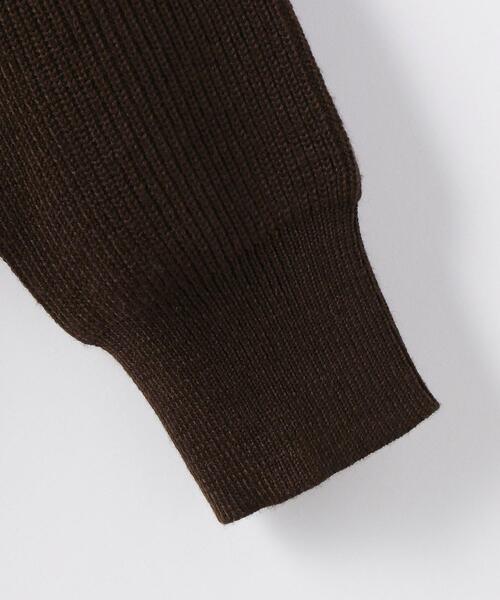 green label relaxing（グリーンレーベルリラクシング）の「SC カタアゼ ラグラン クルーネック ニット セーター（ニット/セーター・メンズ・ダークブラウン/ライトグレー/ワインレッド/ダークグリーン/ネイビー/ベージュ/ライトブルー/オリーブ・LARGE/X-LARGE/SMALL/MEDIUM）」の16枚目の写真