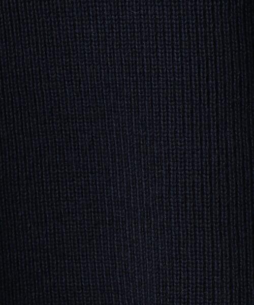 green label relaxing（グリーンレーベルリラクシング）の「SC カタアゼ ラグラン クルーネック ニット セーター（ニット/セーター・メンズ・ダークブラウン/ライトグレー/ワインレッド/ダークグリーン/ネイビー/ベージュ/ライトブルー/オリーブ・LARGE/X-LARGE/SMALL/MEDIUM）」の15枚目の写真