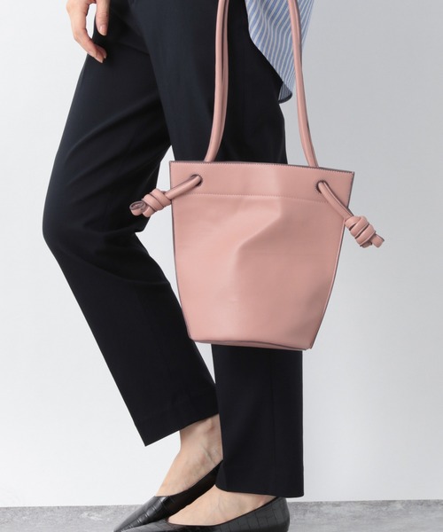 GLOBAL WORK（グローバルワーク）の「オーバルワンショルダーBAG/932045（ショルダーバッグ・レディース・ブラック/ブラウン/ピンク/オレンジ/ブルー/アイボリー・ONE SIZE）」の5枚目の写真