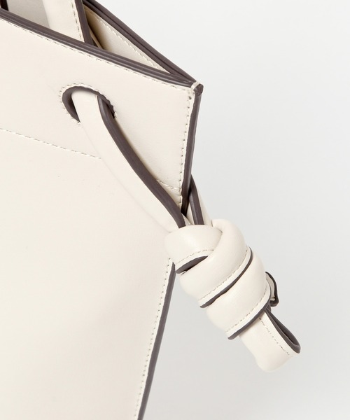 GLOBAL WORK（グローバルワーク）の「オーバルワンショルダーBAG/932045（ショルダーバッグ・レディース・ブラック/ブラウン/ピンク/オレンジ/ブルー/アイボリー・ONE SIZE）」の15枚目の写真