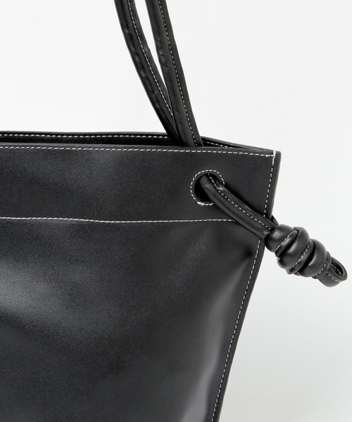 GLOBAL WORK（グローバルワーク）の「オーバルワンショルダーBAG/932045（ショルダーバッグ・レディース・ブラック/ブラウン/ピンク/オレンジ/ブルー/アイボリー・ONE SIZE）」の8枚目の写真