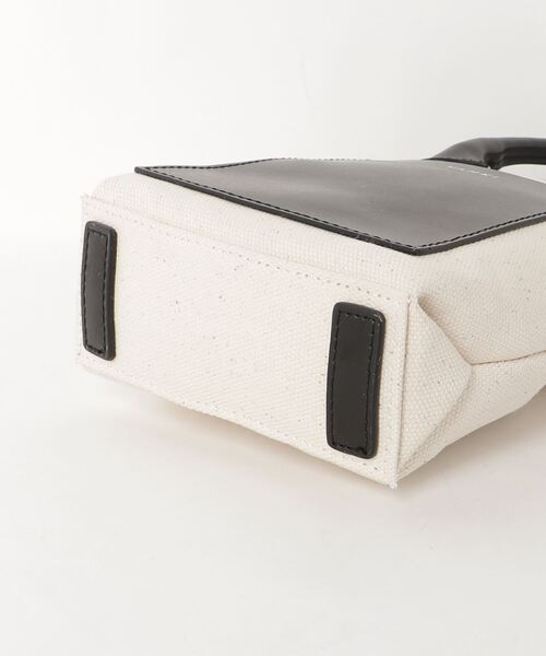 YAHKI（ヤーキ）の「[YAHKI/ヤーキ] 2WAYキャンバスショルダーミニバッグ（トートバッグ・レディース・ホワイト/ブラック・ONE SIZE）」の4枚目の写真
