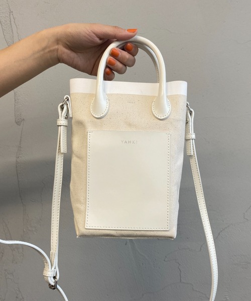 YAHKI（ヤーキ）の「[YAHKI/ヤーキ] 2WAYキャンバスショルダーミニバッグ（トートバッグ・レディース・ホワイト/ブラック・ONE SIZE）」の16枚目の写真