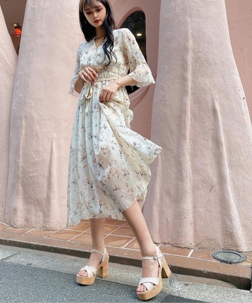 REZOY（リゾイ）の「【21SS新作】【REZOY】コルク太ヒールクロスサンダル（サンダル・レディース・アイボリー/ブラック/ラベンダー・S/M/L）」の5枚目の写真