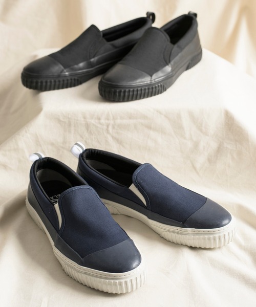 And A（アンドエー）の「SLACK スラック / LEPOT レポット レインシューズスリッポン ノータッチシューズ / SL1982（スリッポン・メンズ・ブラック×ブラック/ネイビー/カモフラージュ・26.5cm/27cm/27.5cm/28cm/28.5cm/23cm/23.5cm/24cm/24.5cm/25cm/25.5cm/26cm）」の2枚目の写真