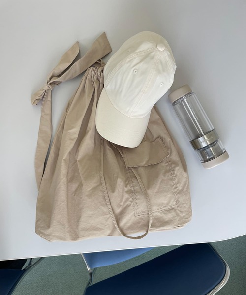 URBAN RESEARCH DOORS（アーバンリサーチドアーズ）の「『WEB限定』ワンハンドルバックパック（バックパック/リュック・レディース・ブラック/ベージュ・ONE）」の12枚目の写真