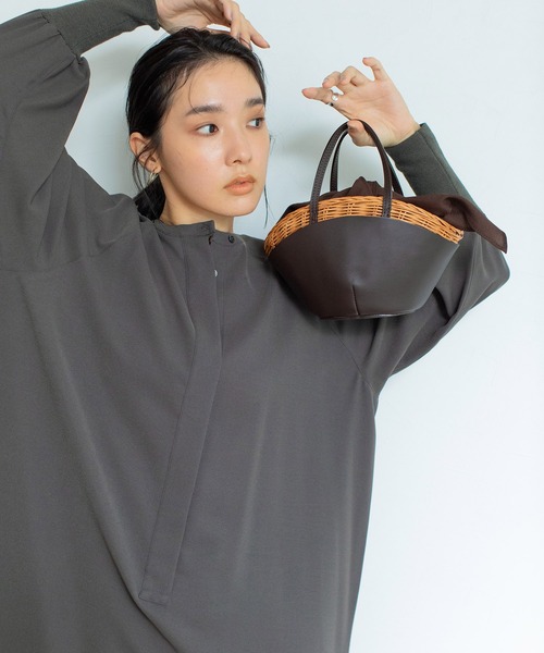 SALE⬇️インカーネーション　フーディーラグラン　ロングスリーブ　ブラック SALE⬇️インカーネーション フーディーラグラン ロングスリーブ