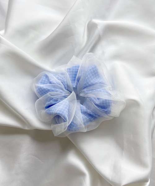 Loueme（ルエム）の「オーガンジー×ギンガムチェックシュシュ（シュシュ・レディース・ピンク/イエロー/ブルー・FREE）」の4枚目の写真