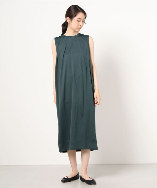 DROIT BELLO（ドロイトベロ）の「DROIT BELLO（ドロイトベロ）ノースリーブカットワンピース（ワンピース・レディース・ブラック/オリーブ・FREE）」の2枚目の写真
