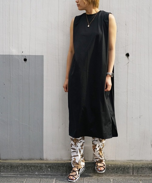 DROIT BELLO（ドロイトベロ）の「DROIT BELLO（ドロイトベロ）ノースリーブカットワンピース（ワンピース・レディース・ブラック/オリーブ・FREE）」の5枚目の写真