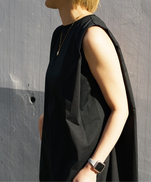 DROIT BELLO（ドロイトベロ）の「DROIT BELLO（ドロイトベロ）ノースリーブカットワンピース（ワンピース・レディース・ブラック/オリーブ・FREE）」の9枚目の写真