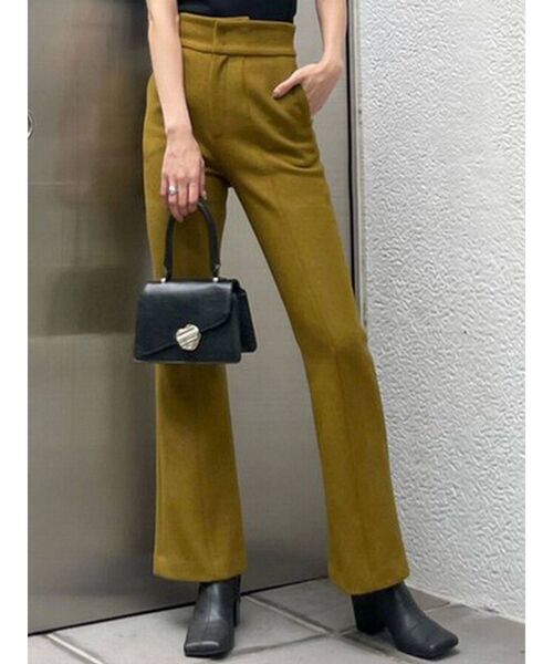 EMODA（エモダ）の「ピンタックフレアパンツ（その他パンツ・レディース・グレー/マスタード/ベージュ・MEDIUM/SMALL）」の3枚目の写真