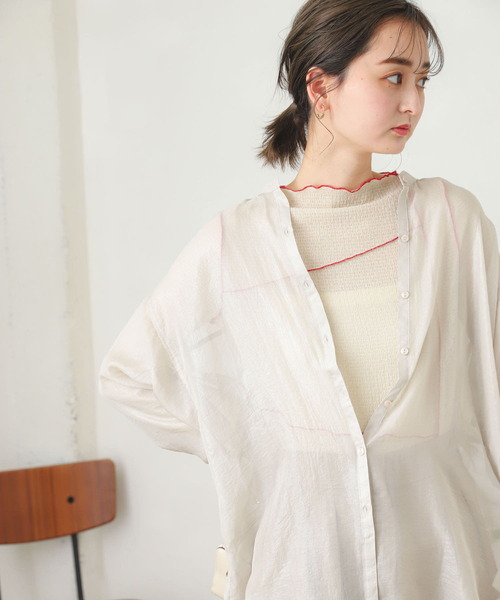 SENSE OF PLACE by URBAN RESEARCH（センスオブプレイスバイアーバンリサーチ）の「ハクプリントスタンドカラードルマンシャツ（シャツ/ブラウス・レディース・モカ/ラベンダー/アイボリー/ブラック・ONE）」の6枚目の写真