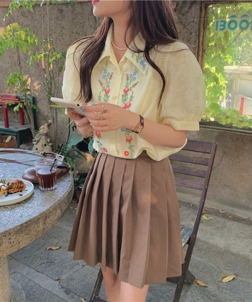 MANGROVE（マングローブ）の「フロントフラワーエンブロイダリーブラウス（シャツ/ブラウス・レディース・ホワイト/イエロー/ブルー・FREE）」の21枚目の写真