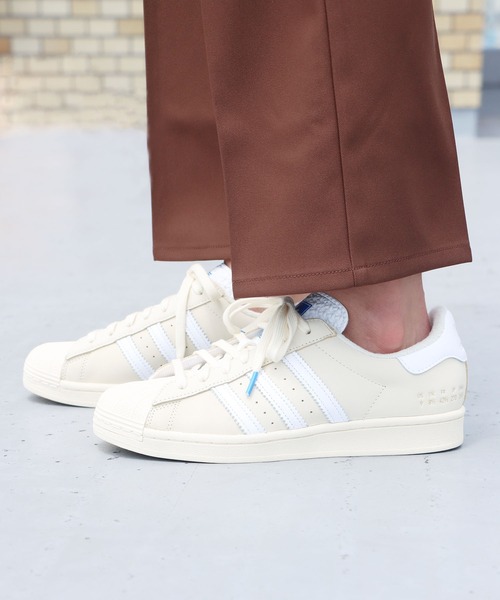 adidas Originals(アディダスオリジナルス)の「adidas Originals/アディダス オリジナルス SUPERSTAR スニーカー(スニーカー・メンズ・オフホワイト・23/24/26/27/28/26.5/27.5/24.5/23.5)」の5枚目の写真