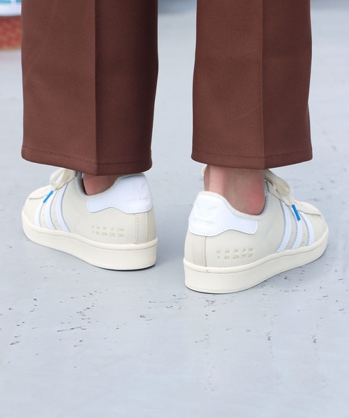 adidas Originals(アディダスオリジナルス)の「adidas Originals/アディダス オリジナルス SUPERSTAR スニーカー(スニーカー・メンズ・オフホワイト・23/24/26/27/28/26.5/27.5/24.5/23.5)」の8枚目の写真