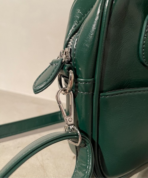 SpRay(スプレイ)の「スクエア2WAYショルダーバッグ(ショルダーバッグ・レディース・ブラック/ダークグリーン/ボルドー/ライトベージュ・FREE)」の17枚目の写真