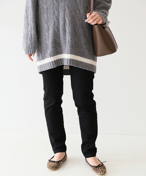 SLOBE IENA（スローブイエナ）の「LE DENIM スキニーデニムパンツ◆（デニムパンツ・レディース・ブラック/ネイビー・34/36/38/40）」の2枚目の写真