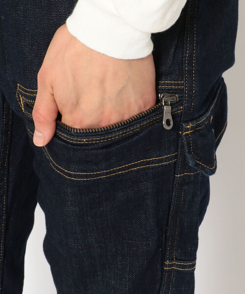 AVIREX（アヴィレックス）の「【直営店限定】ストレッチ デニム パンツ / STRETCH DENIM PANTS / アヴィレックス / AVIREX（デニムパンツ・メンズ・ライトインディゴブルー/ブルー系その他/ワンウォッシュ・SMALL/MEDIUM/LARGE/X-LARGE/XX-LARGE）」の9枚目の写真