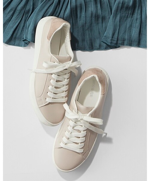 SHOO・LA・RUE(シューラルー)の「◆フェイクレザーシンプルスニーカー(スニーカー・レディース・オフホワイト/ブラック/サンドベージュ/ベージュ系7・25/30/35/40/45)」の20枚目の写真