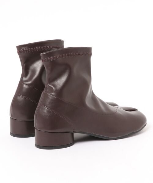 DONOBAN（ドノバン）の「足袋ショートブーツ（ブーツ・レディース・ブラック/ブラウン/アイボリー・24.5cm/22.5cm/23.5cm）」の19枚目の写真