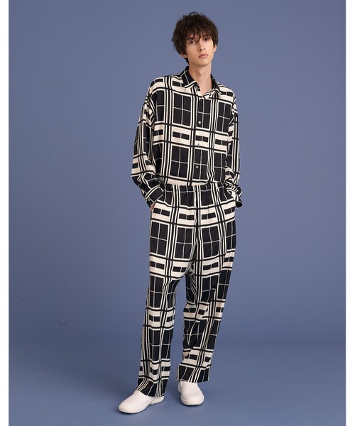 UP START（アップスタート）の「ASSORT PATTERN RELAX PANTS/総柄リラックスパンツ/GRADATION ZEEBRA/GEOMETRIC（その他パンツ・メンズ・ブラック/オフホワイト/ネイビー・LARGE/MEDIUM）」の22枚目の写真