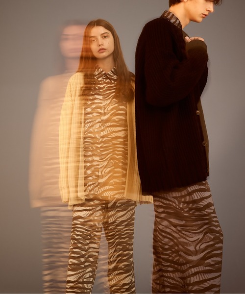 UP START（アップスタート）の「ASSORT PATTERN RELAX PANTS/総柄リラックスパンツ/GRADATION ZEEBRA/GEOMETRIC（その他パンツ・メンズ・ブラック/オフホワイト/ネイビー・LARGE/MEDIUM）」の4枚目の写真