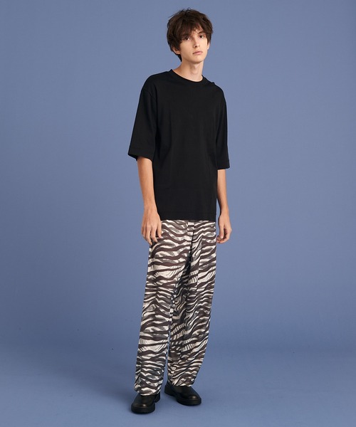 UP START（アップスタート）の「ASSORT PATTERN RELAX PANTS/総柄リラックスパンツ/GRADATION ZEEBRA/GEOMETRIC（その他パンツ・メンズ・ブラック/オフホワイト/ネイビー・LARGE/MEDIUM）」の8枚目の写真