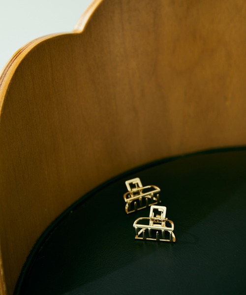 VIS（ビス）の「【SET】ワンポイントにぴったり。ミニヘアクリップ（バレッタ/ヘアクリップ・レディース・ゴールド系その他2/その他1/ゴールド/ゴールド系その他・FREE）」の4枚目の写真