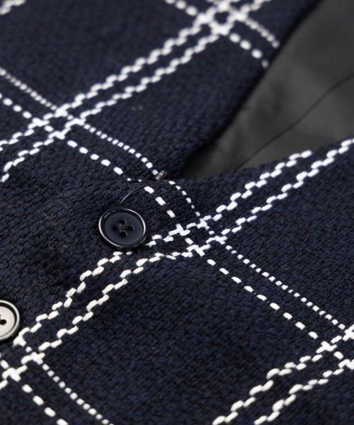 NYLAUS(ナイラス)の「ジャガード 格子柄 ベスト(ベスト・メンズ・ブラック×グレー/ネイビー×ホワイト・M/LL/L)」の9枚目の写真