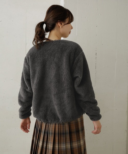 DANTON（ダントン）の「DANTON　HIGH PILE ZIP V-NECK JACKET（その他アウター・レディース・ライトカーキ/ブラック/チャコールグレー/ネイビー/ピンクベージュ・36）」の15枚目の写真