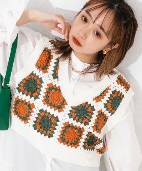 nemne store（ネンネストア）の「カラフルかぎ針編みビスチェ（ベスト・レディース・オフホワイト/ピンク/グリーン・フリー）」の9枚目の写真