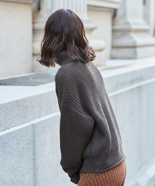 cepo（セポ）の「アゼアミタートルネックニット（ニット/セーター・レディース・グリーン/ピンク/チャコール/ブルー・M）」の7枚目の写真