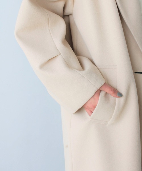 GeeRA(ジーラ)の「ニットモッサ袖タックチェスターコート(その他アウター・レディース・ブルー/アイボリー/モカ・MEDIUM)」の5枚目の写真