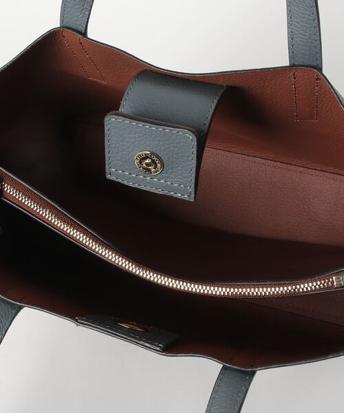 COCCINELLE(コチネレ)の「《COCCINELLE/コチネレ》MATINNE TOP(トートバッグ・レディース・スモークピンク/ブラック系その他/ブルー系その他・FREE)」の15枚目の写真