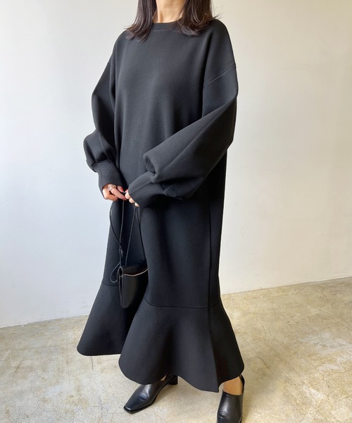 LIAN（リアン）の「マーメイドニットワンピース（ワンピース・レディース・アイボリー/ブラック/グレイッシュベージュ/ブラウン・FREE）」の8枚目の写真