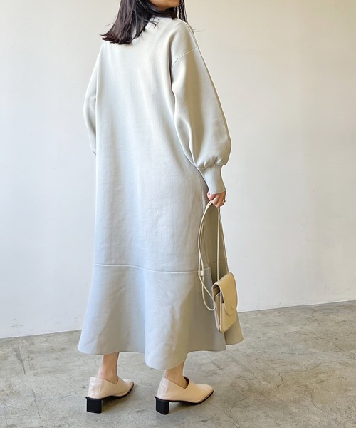 LIAN（リアン）の「マーメイドニットワンピース（ワンピース・レディース・アイボリー/ブラック/グレイッシュベージュ/ブラウン・FREE）」の15枚目の写真