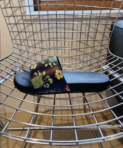 AlexanderLeeChang（アレキサンダーリーチャン）の「AlexanderLeeChang アレキサンダーリーチャン / SO PLANTS SANDAL プランツグラフィックプリントシャワーサンダル  / AC052202（サンダル・メンズ・ブラック・2/3/0）」の9枚目の写真