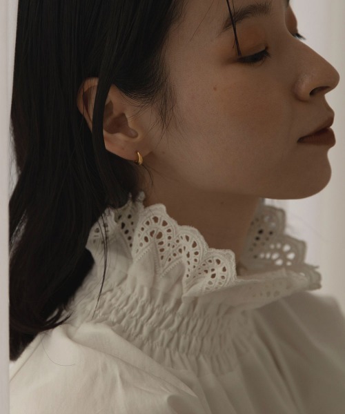 marjour(マージュール)の「VINTAGE LIKE LACENECK BLOUSE(シャツ/ブラウス・レディース・オフホワイト・M)」の6枚目の写真