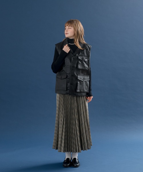 MUHET（ミュエータ）の「アソートミリタリーベスト（ベスト・レディース・ブラック/カーキ・MEDIUM/X-LARGE）」の12枚目の写真