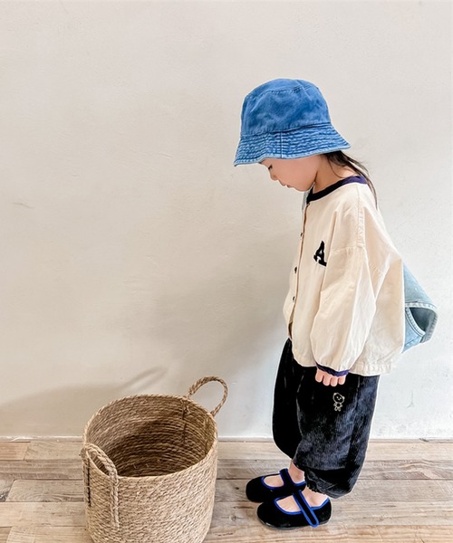 aimoha(アイモハ)の「aimoha-KIDS- 配色パイピング前開きトップス(シャツ/ブラウス・キッズ・ライトベージュ/ベージュ・90/100/80/110/130/120)」の3枚目の写真