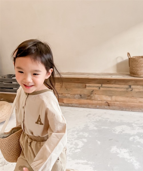 aimoha(アイモハ)の「aimoha-KIDS- 配色パイピング前開きトップス(シャツ/ブラウス・キッズ・ライトベージュ/ベージュ・90/100/80/110/130/120)」の21枚目の写真