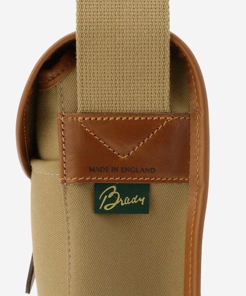 BRADY(ブレディー)の「Brady | STOUR(ショルダーバッグ・レディース・ブラック/カーキ・ONE SIZE)」の18枚目の写真